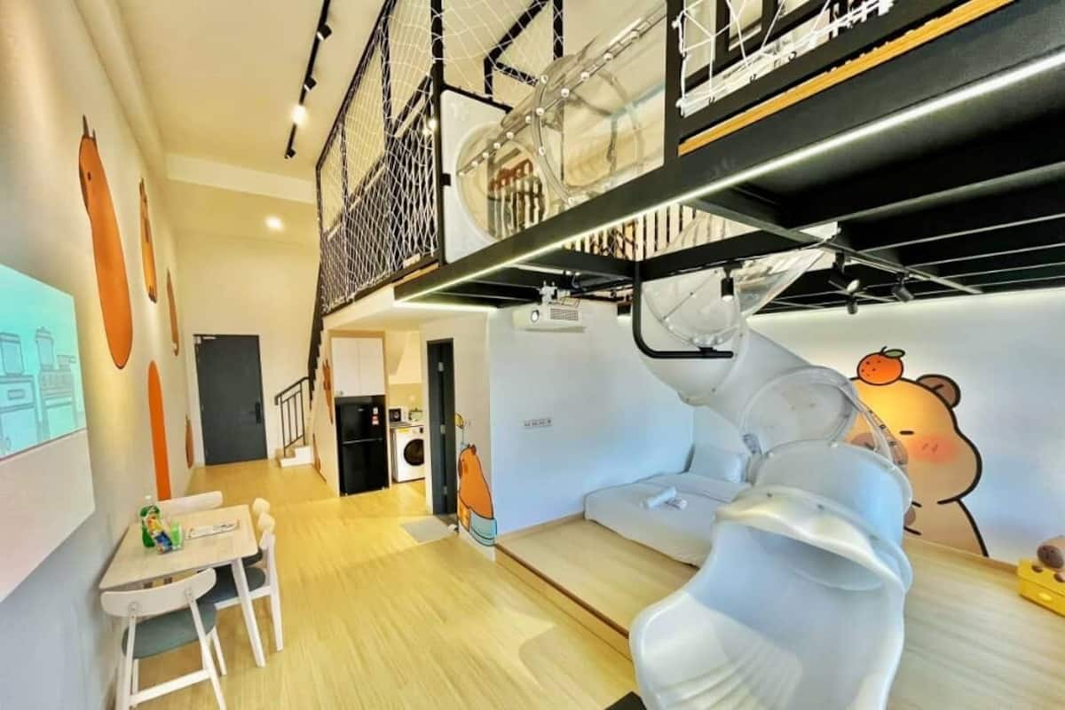 Capybara Themed Loft Near Legoland | Living area | 90-inch Smart TV with digital channels, TV, Netflix