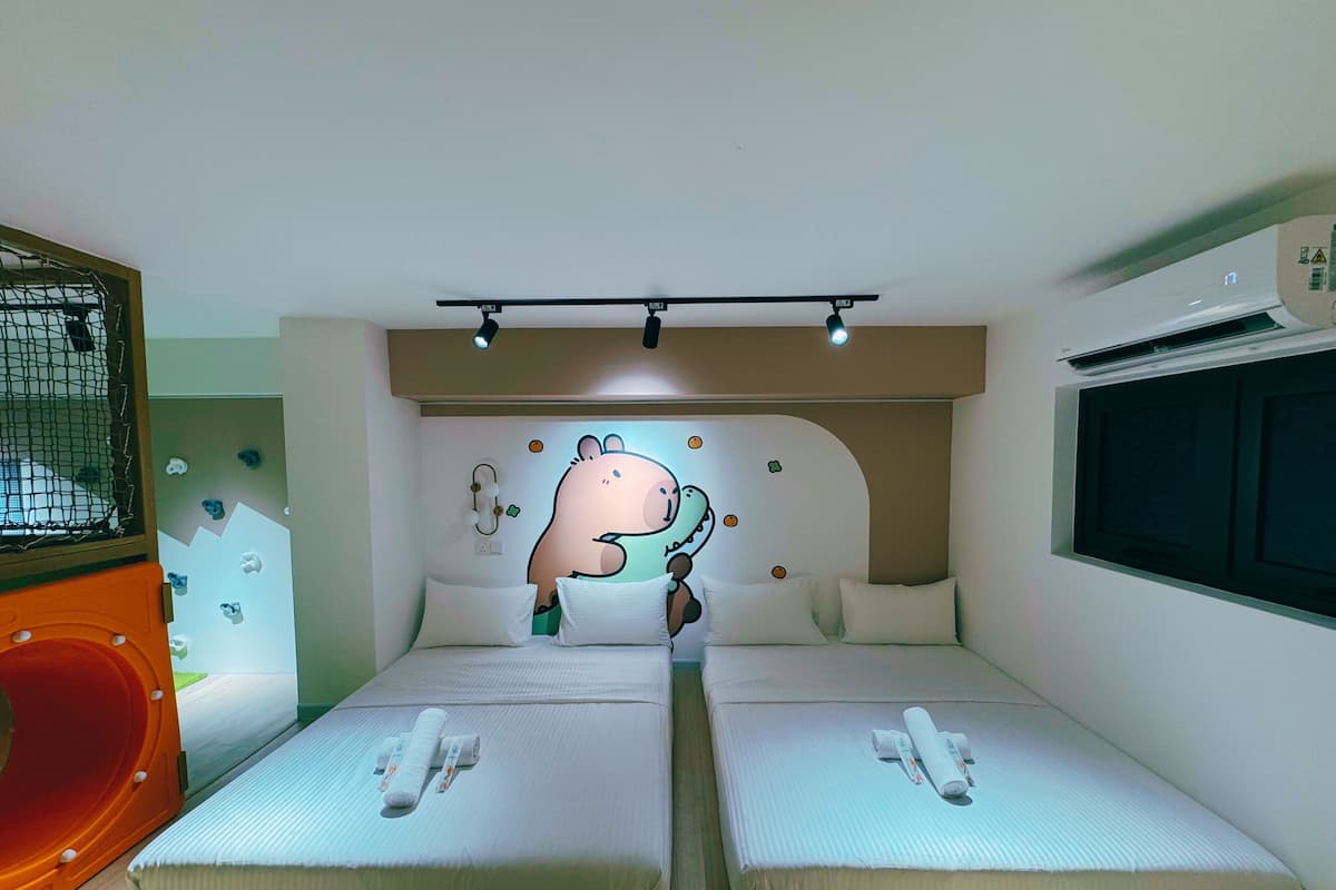 Capybara Dreamland Family Homestay Near Legoland w Slide | 办公桌、笔记本电脑工作区、遮光窗帘、免费 WiFi