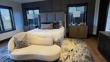 8 sovrum, skrivbord, strykjärn/strykbräda och wi-fi