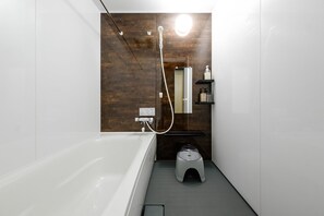 Luxury Villa | Bathroom
