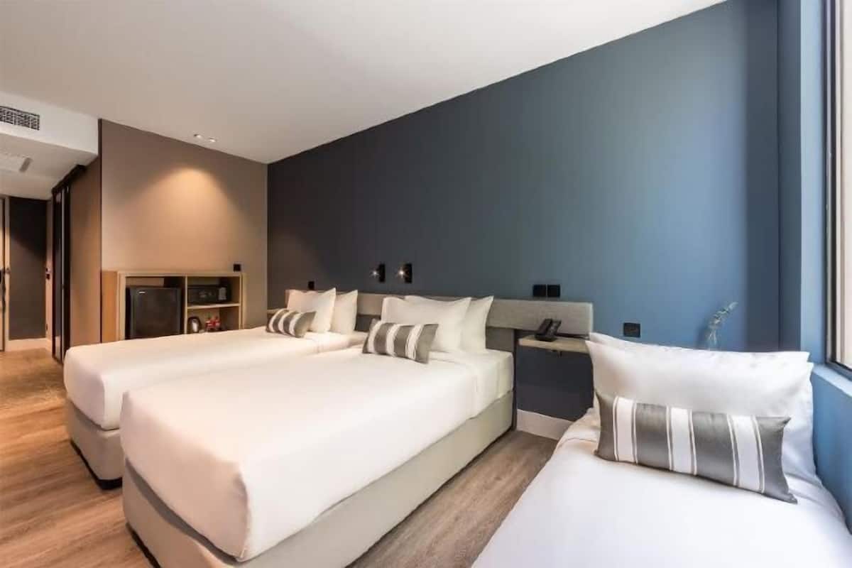 Pengeskab på værelset, skrivebord, gratis Wi-Fi, sengetøj