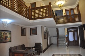 ลานระเบียง/นอกชาน