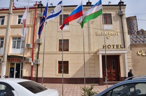 Front of property - Hotel Barakat (Samarkand)