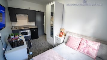 開放式客房 | 熨斗/熨衫板、免費 Wi-Fi、床單