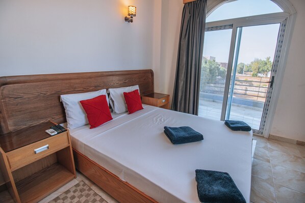 2 bedrooms, Internet, bed sheets - Deluxe Family Suite - Swiss Royal Dahab (South Sinai Governorate)