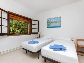3 bedrooms, free Internet