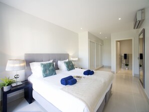 2 sovrum, skrivbord, strykjärn/strykbräda och wi-fi