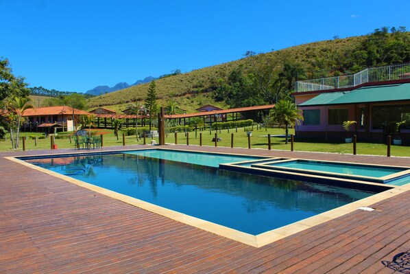 Alberca al aire libre