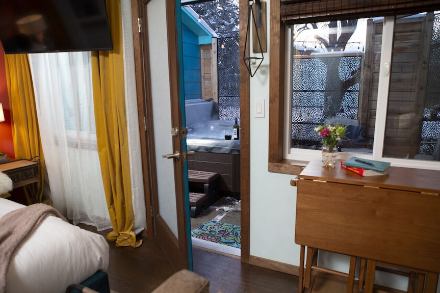 Hot Tub Studio! Sparkling Clean, Close To Oldtown. - Loveland, CO