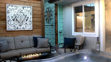 Bain à remous extérieur