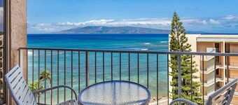 9th floor Expansive Ocean view spacious condo