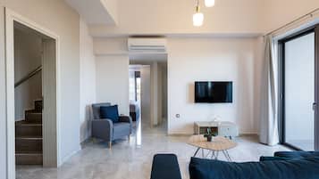 Apartamento família | Cofres nos quartos, quartos à prova de som