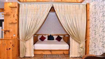 Family Room, 2 Bedrooms, Mountain View | Premium bedding, desk, free WiFi, bed sheets