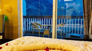 Luxury Room | 1 bedroom, premium bedding, desk, free WiFi