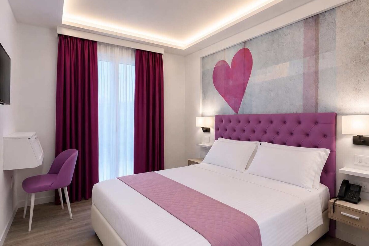 Superior Room | Premium bedding, down comforters, memory foam beds, minibar