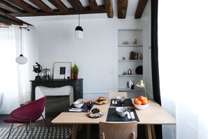 Dining - Paris - Bastille - Style atelier d'artiste (Paris)
