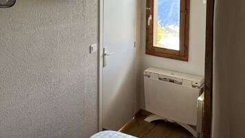 2 sovrum, strykjÀrn/strykbrÀda och gratis wi-fi