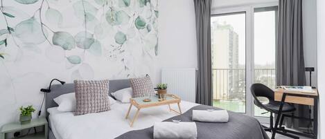 1 habitación, tabla de planchar con plancha, wifi y ropa de cama