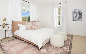 3 habitaciones, tabla de planchar con plancha y wifi gratis 