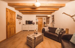 Living area - "Drei Mädel Hof" close to the center and yet rural (Dresden)