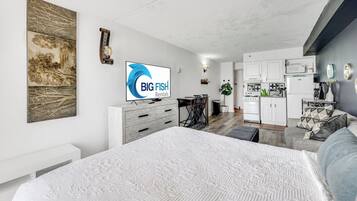 1 bedroom, iron/ironing board, WiFi, bed sheets
