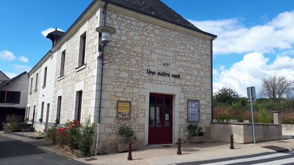 Front of property - Bulle de campagne (Saint-Benoit-la-Foret)