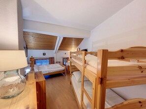 1 bedroom