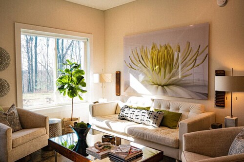 Suite at Gathering Barn by Buffalo Mountain Getaway