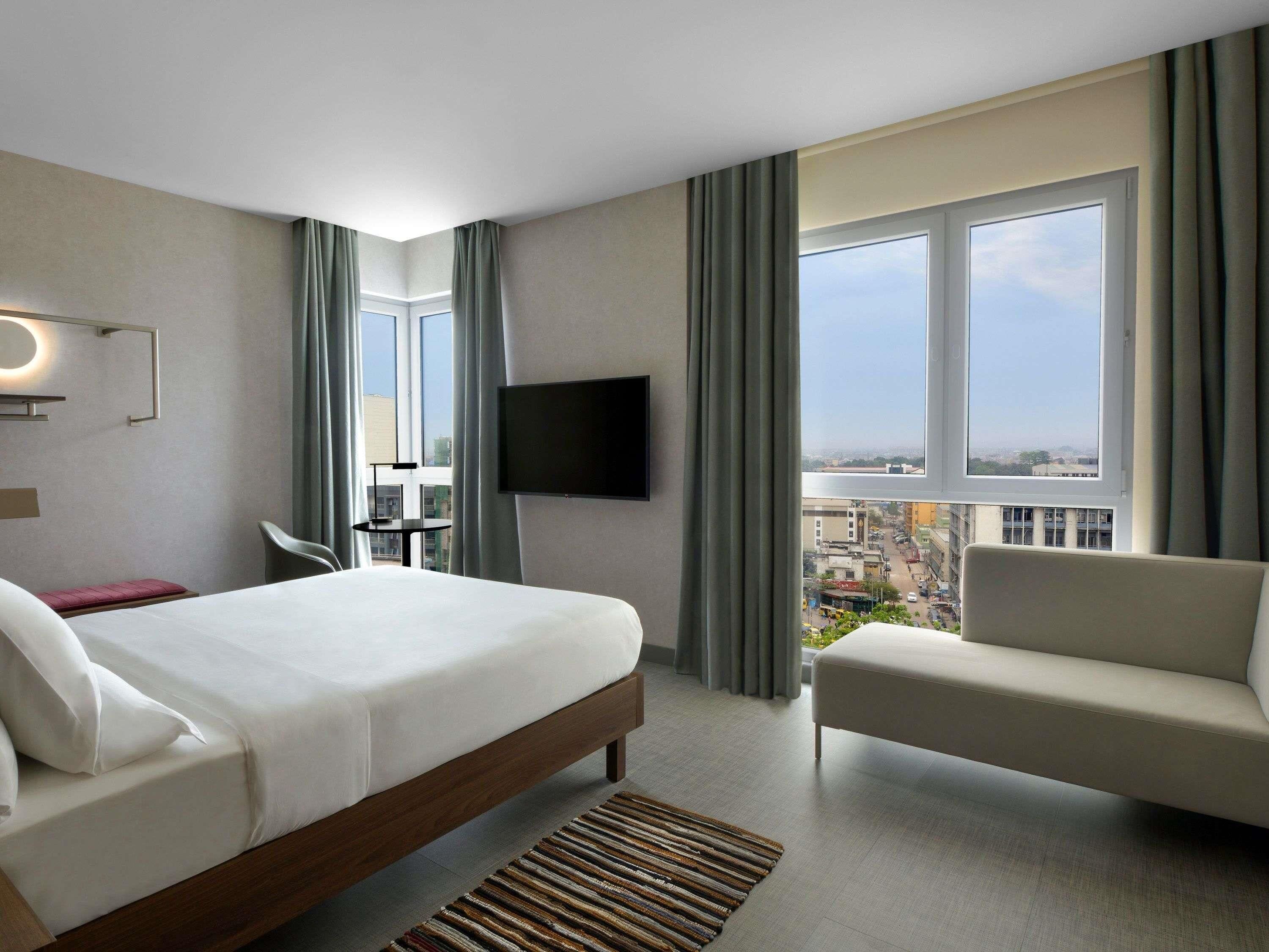 行政客房, 1 张大床和 1 张沙发床 | 迷你吧、客房内保险箱、特色装修、笔记本电脑工作区