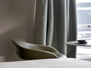 Minibar, in-room safe, individually decorated, laptop workspace