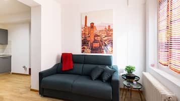 City Studio | Living area | 30-inch Smart TV with satellite channels, TV