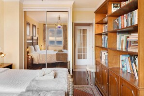 2 bedrooms, free WiFi, bed sheets, wheelchair access - Apartment 'Bela Sao Tiago 36' with Sea View, Balcony and Wi-Fi (Funchal)