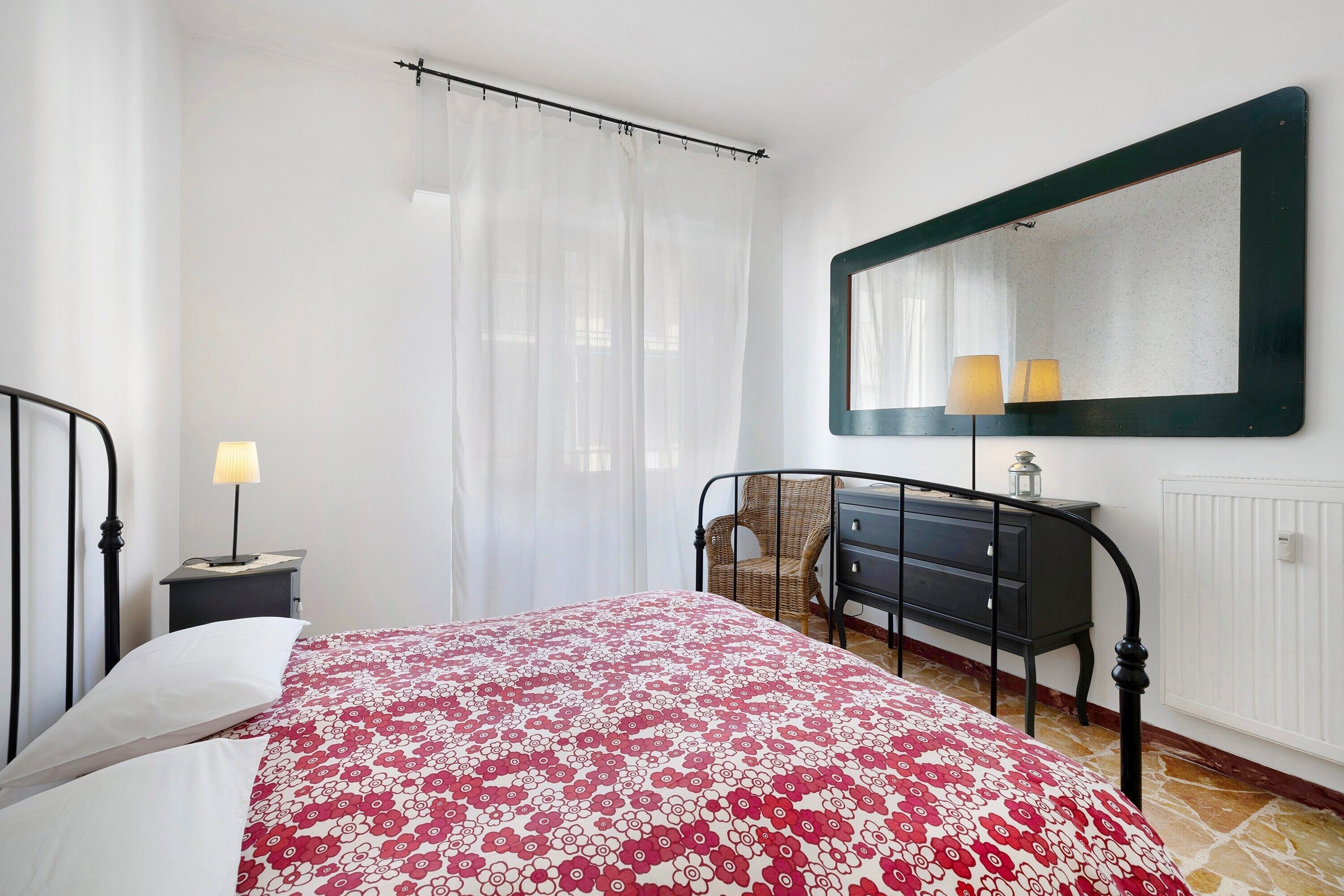 1 camera, Wi-Fi gratuito, lenzuola