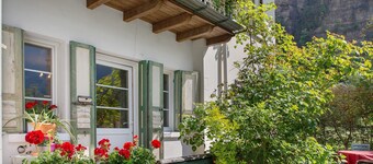 Apartment 'Villa Stanga' with Mountain Views, Private Garden and Wi-Fi