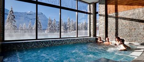 Piscine extérieure, piscine chauffée