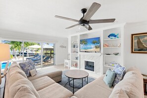 TV connectée, cheminée