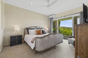 4 室のベッドルーム、アイロン / アイロン台、WiFi (無料)、ベッドシーツ