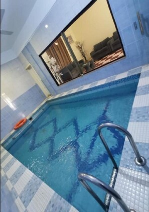 Apartment | Zimmersafe, Verdunkelungsvorhänge, Bügeleisen/Bügelbrett