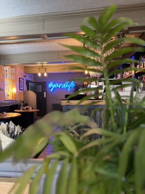 บาร์ (ในที่พัก)