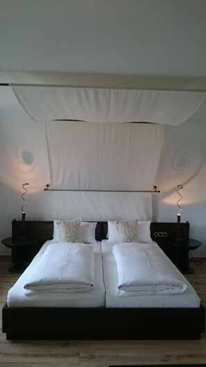 1 bedroom, WiFi, bed sheets - Tern with lake view and terrace, beach, jetty (Alt Schwerin)