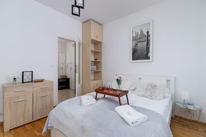 1 habitación y ropa de cama 