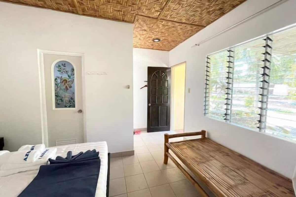 1 chambre, literie hypoallergénique, surmatelas, Wi-Fi gratuit