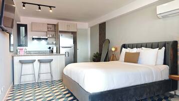 1 quarto, escrivaninha, ferros/tábuas de passar roupa, Wi-Fi