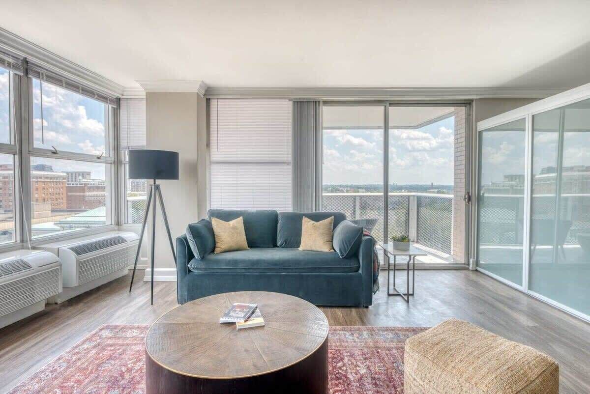 CozySuites 800 Tower 1BR w/sky pool, gym! 22