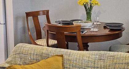 Ground floor well appointed cosy apartment in central Ludlow