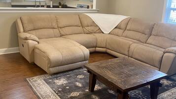 Smart-TV, Tischtennisplatte