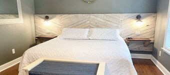 Kid friendly with playset and pingpong! Central and safe location!