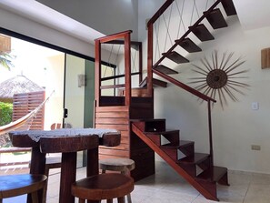 Standard Apartment | Dining