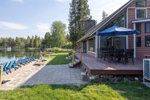 ECLI20 - River Front Home on the Deschutes, Pool Table