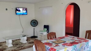 تناول الطعام